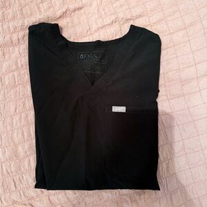 Figs Classic Black V-Neck Scrub Top